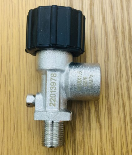 Head valve for SCBA cylinder